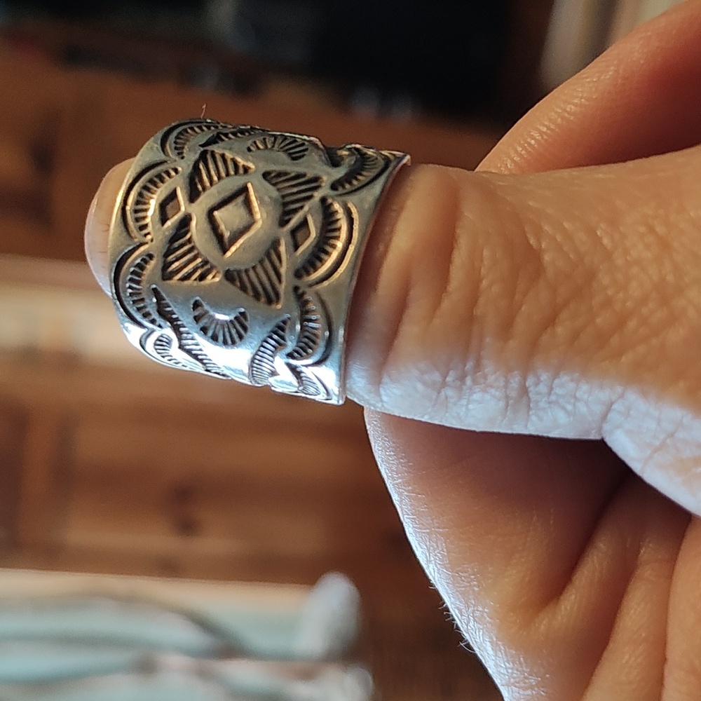 Silver ring - Picture 3 of 5